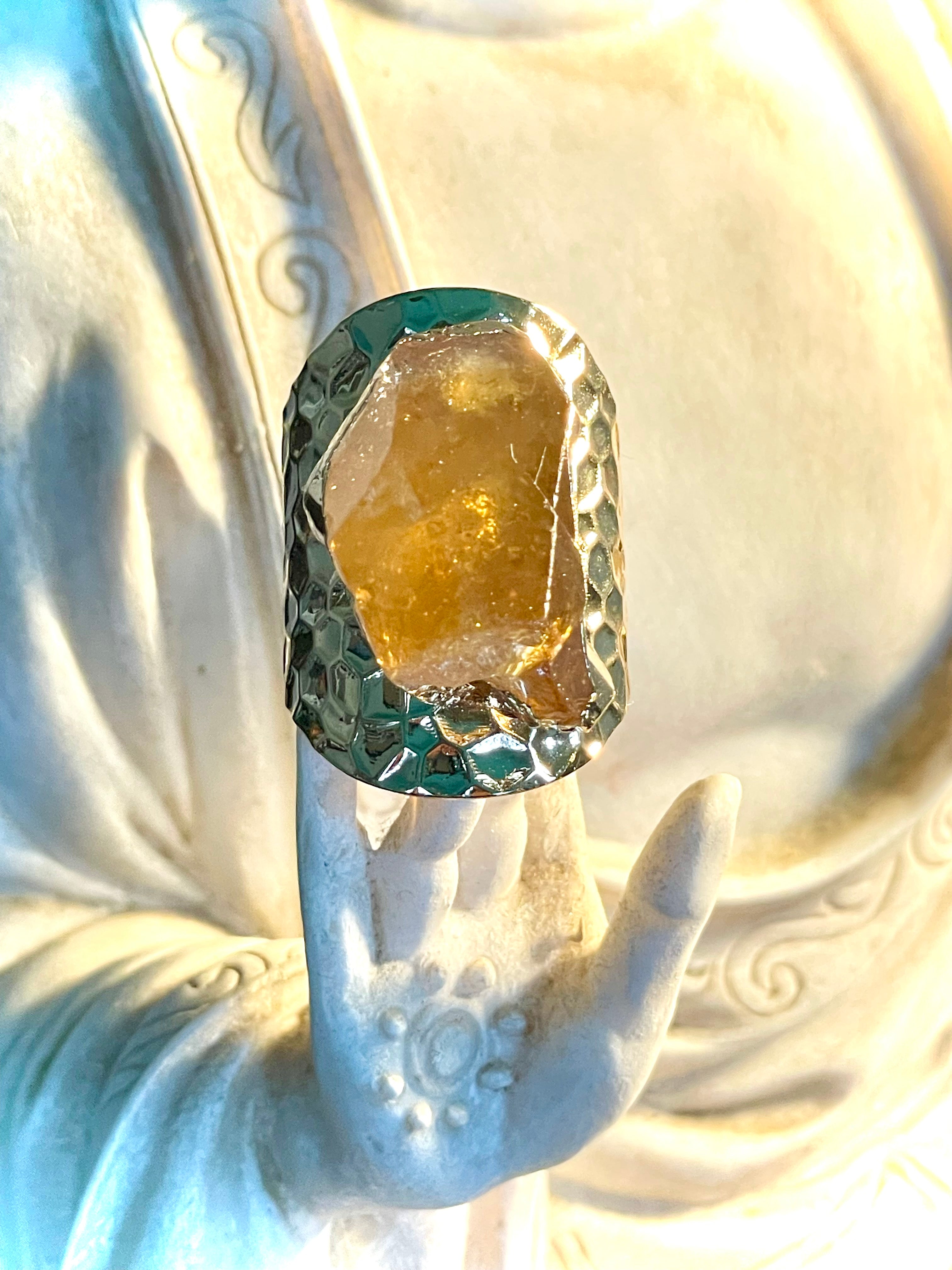 Outlet Raw citrine ring with hammered band